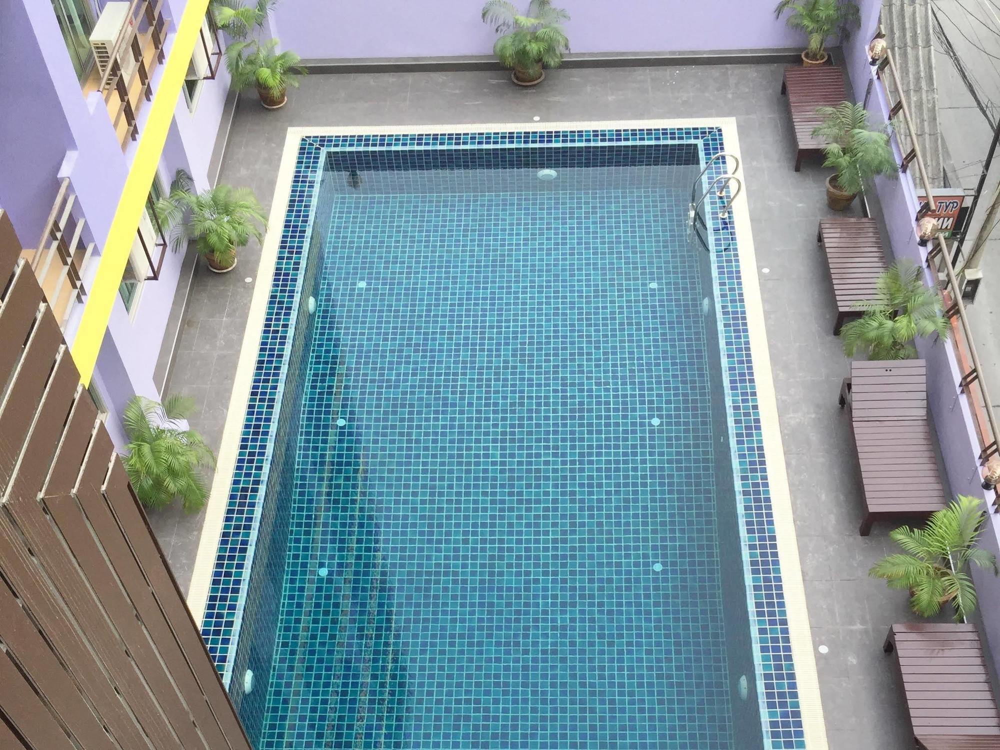 Eastiny Residence Hotel Pattaya Exterior photo