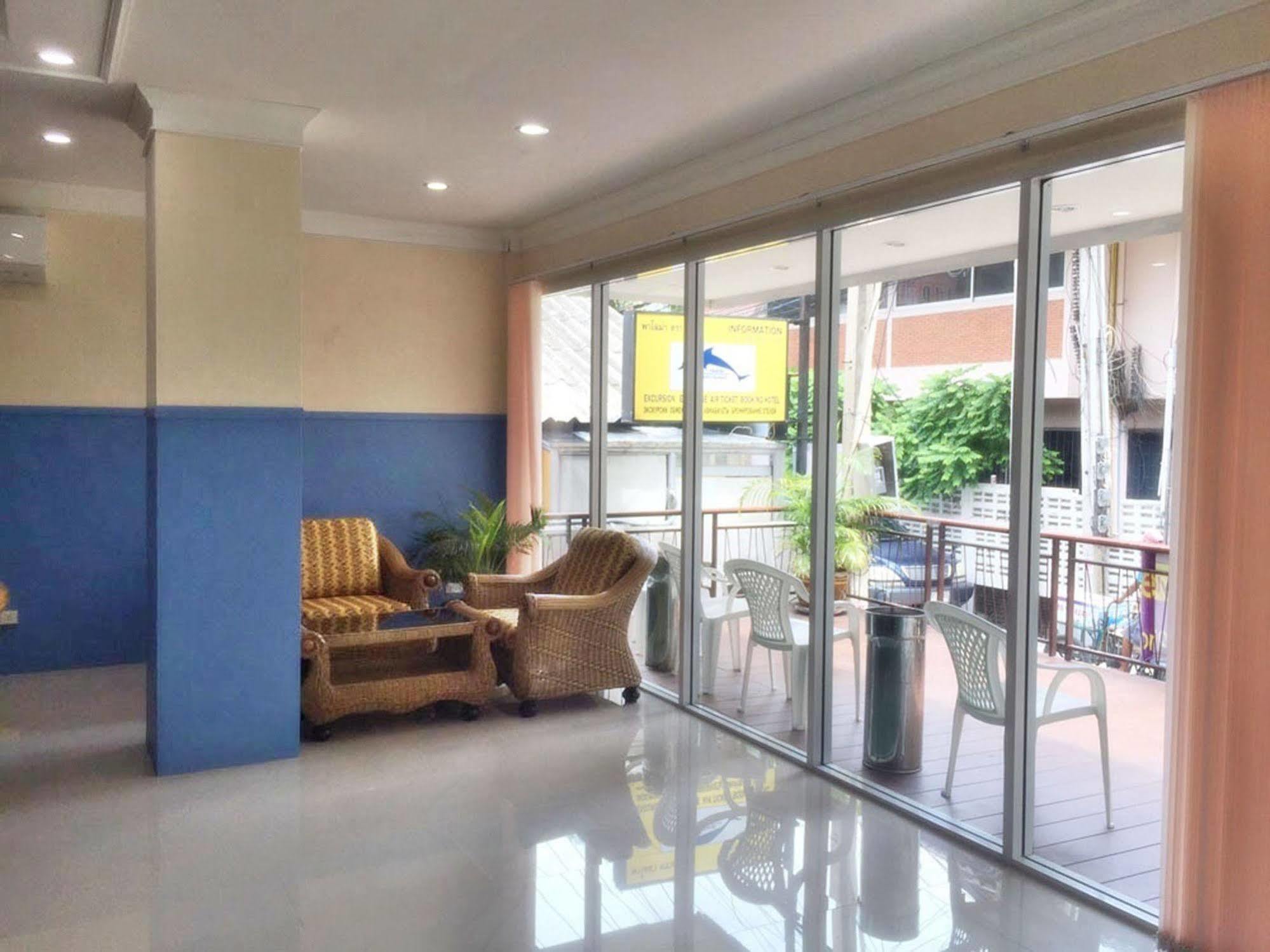 Eastiny Residence Hotel Pattaya Exterior photo