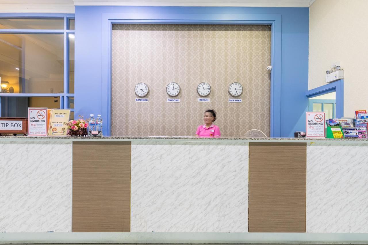 Eastiny Residence Hotel Pattaya Exterior photo